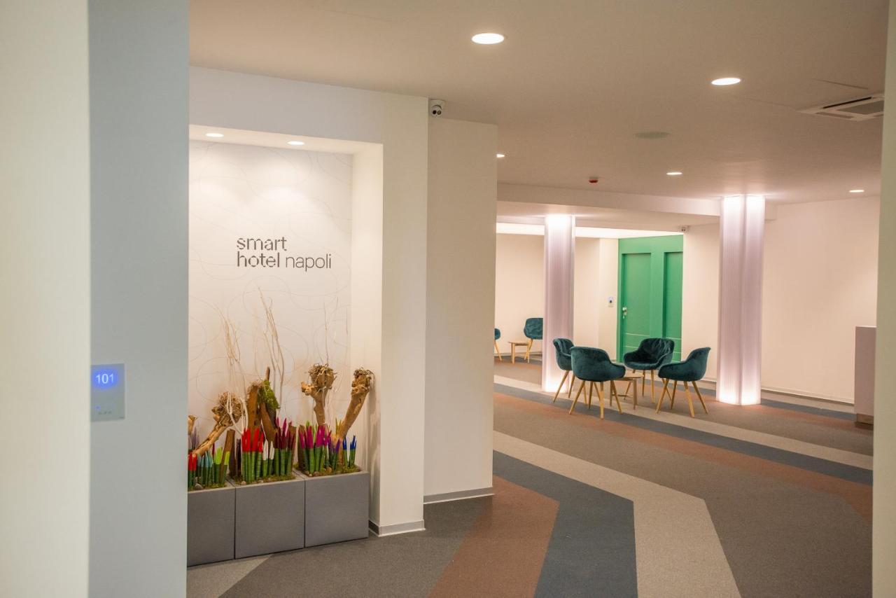 Smart 4* Napoli